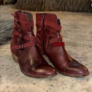 Women's Burgundy Leather Ankle Boots